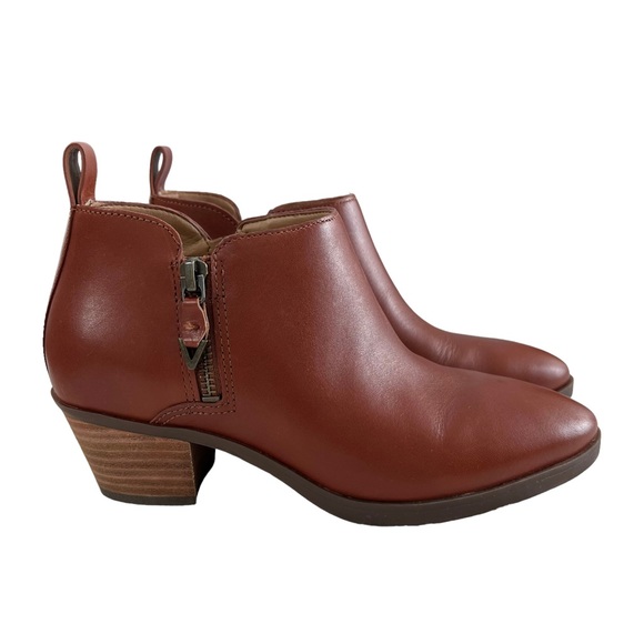 Vionic Cecily Cognac Waterproof Leather Ankle Booties Size 5M - Picture 3 of 15